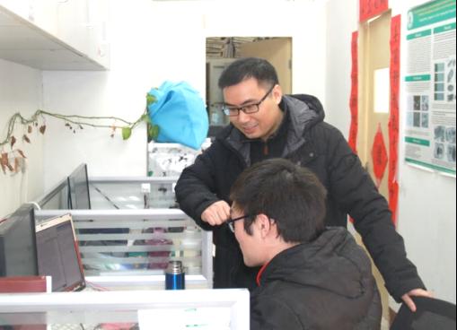 彭东海老师给员工指导课题